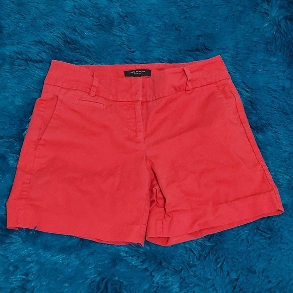ANN TAYLOR Red Devin Fit City Shorts Size 0 GUC - Picture 1 of 4